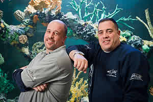 http://www.3reef.com/images/misc/tanked_Wayde_King_Brett_Raymer.jpg