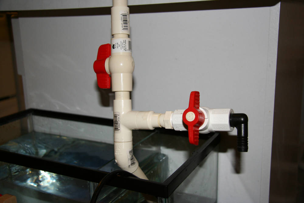 The extra ball valve is for water changes