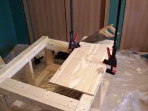 wow the stand works as a work bench lol