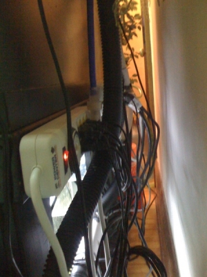 wave maker and all power strips mounted off ground