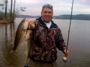 2 Bass 1 Cast