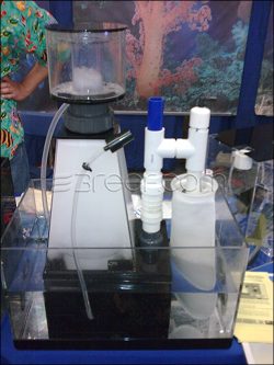http://www.3reef.com/images/misc/products/az-tec_skimmer_small.jpg